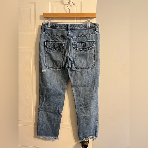 We the Free low rise distressed light wash jeans - Size 26 - Picture 2 of 10